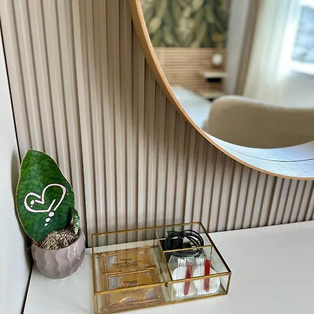 Cozy With Balcony On The Black Sea- Part Of The Family 'vicki Apartment Varna