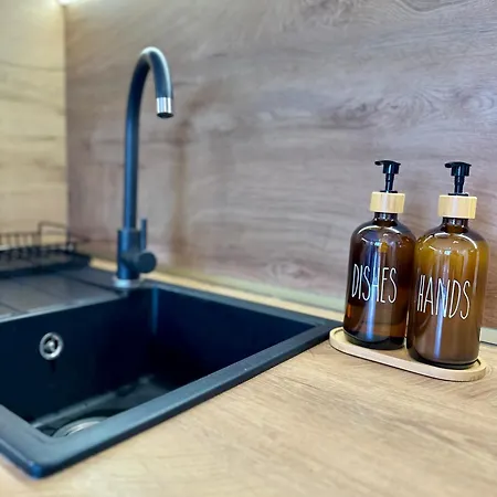 Cozy With Balcony On The Black Sea- Part Of The Family 'vicki Apartament Varna